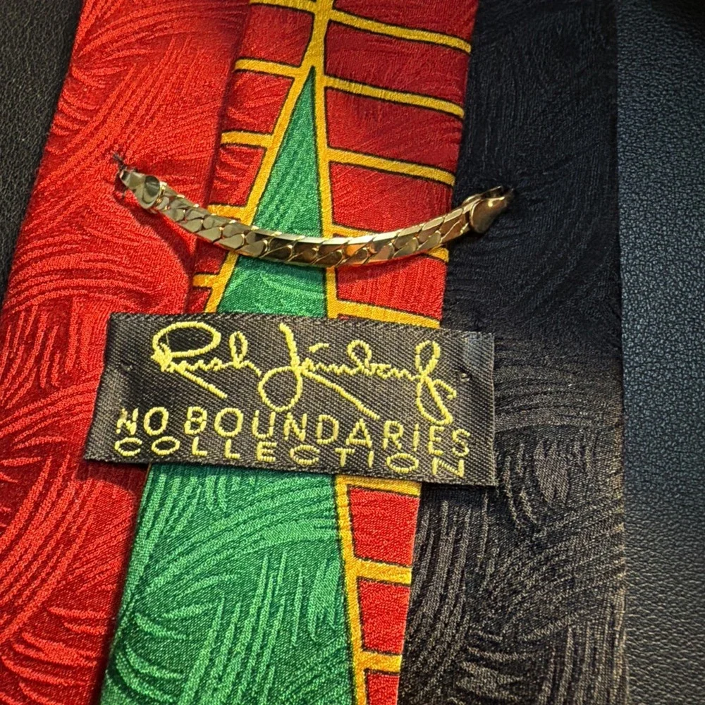 RUSH LIMBAUGH No Boundaries Mens 100% Silk Tie USA Geometric Abstract Ladder